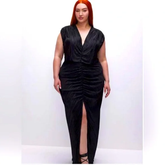 always fits plissé maxi dress Sunset Sips Halter Plisse Maxi Dress – VICI
